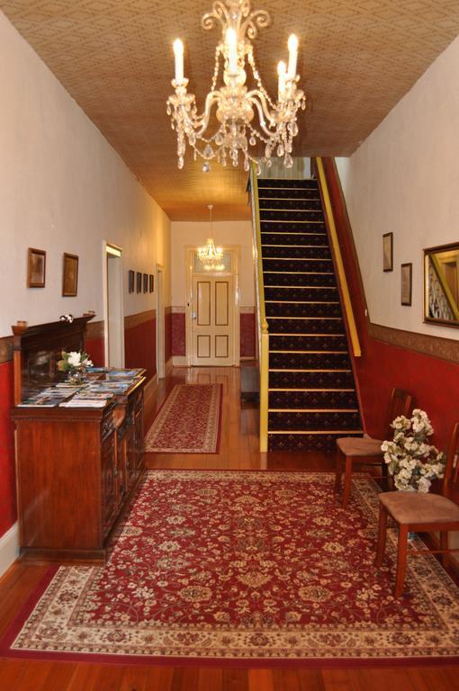 Roslyn House Bed & Breakfast Bushy Park Exterior photo